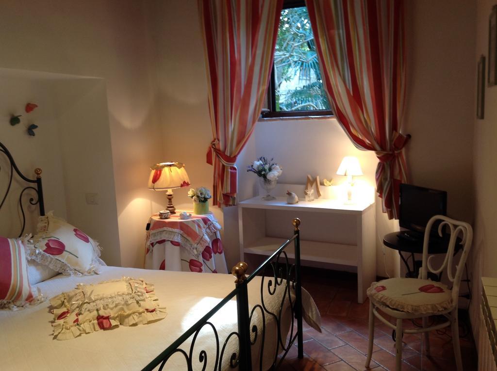 Appartamento Michelangeli-Private Parking Orvieto Oda fotoğraf